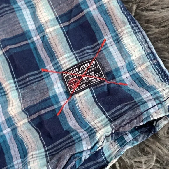 Nautica Jeans Co blue and white plaid shirt-sleeve button down shirt - Picture 8 of 17